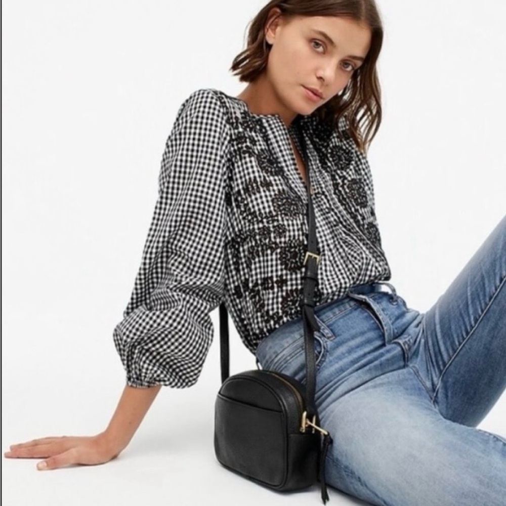 EUC J.Crew Embroidered Gingham popover top
